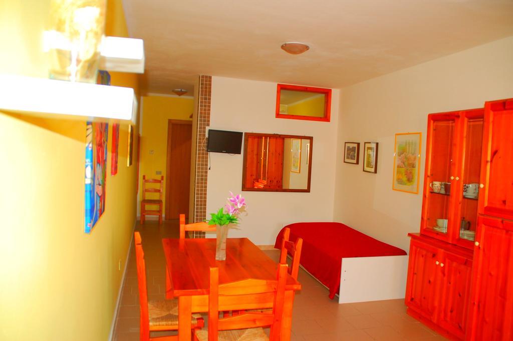 Turas Club Case Vacanze Bosa Exterior foto