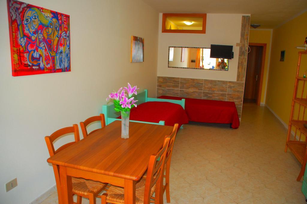 Turas Club Case Vacanze Bosa Exterior foto